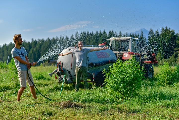 Cannafleur stellt sich vor. Ein biodynamischer Hanf Betrieb aus Österreich